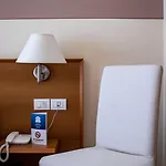Alpi ホテル 3*