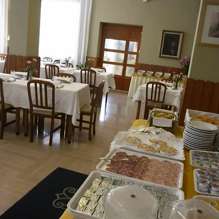מלון Alpi