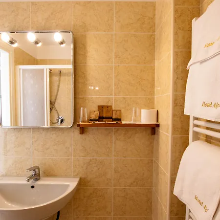 Alpi Hotel