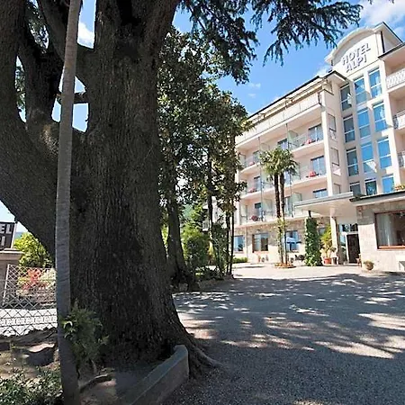 Hotel Alpi 3*